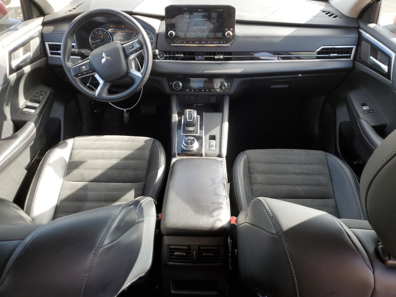 2023 MITSUBISHI outlander