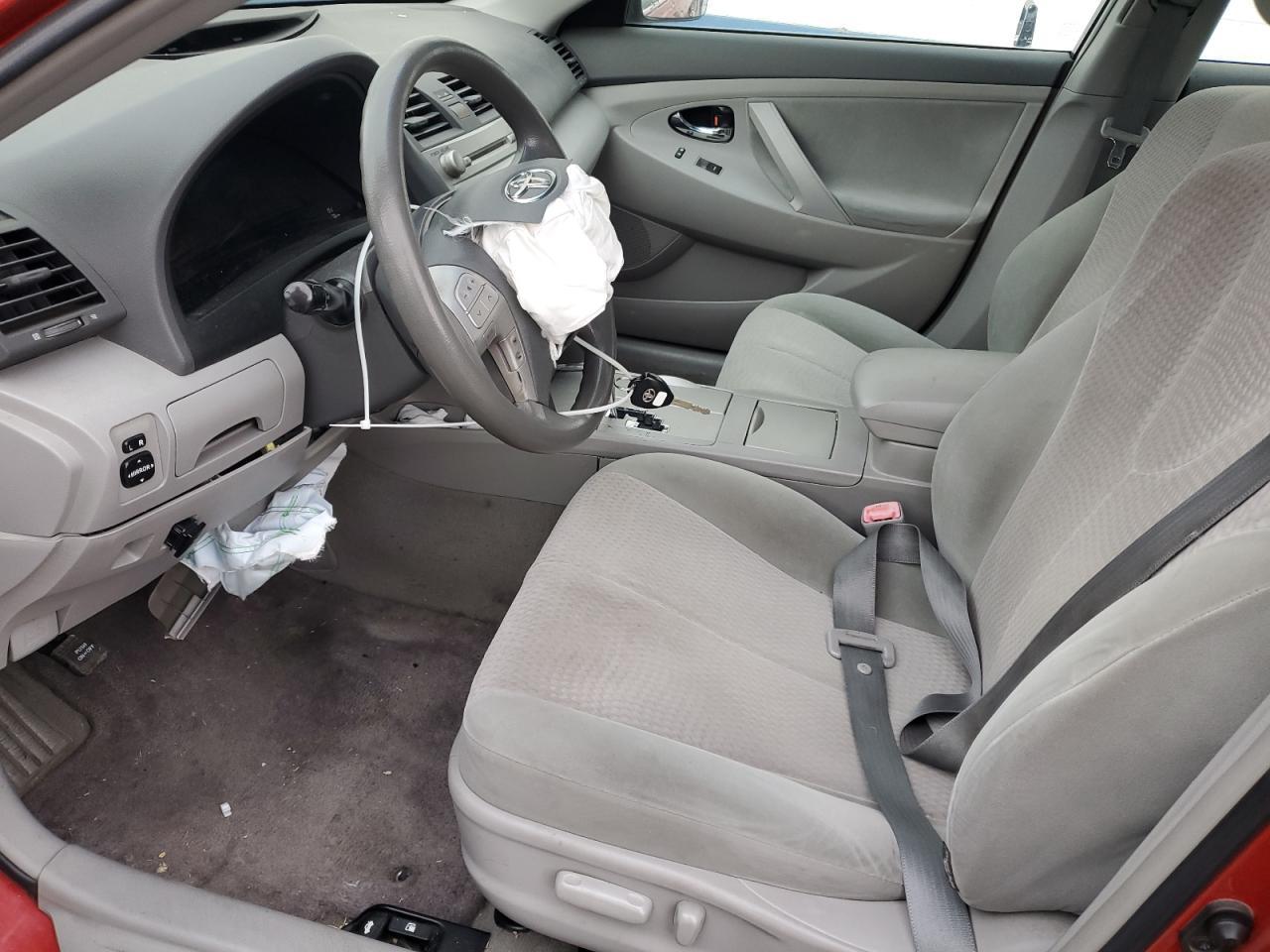 2011 TOYOTA CAMRY