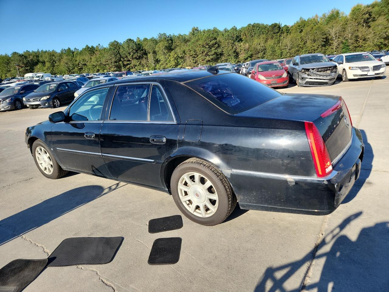 2010 CADILLAC DTS