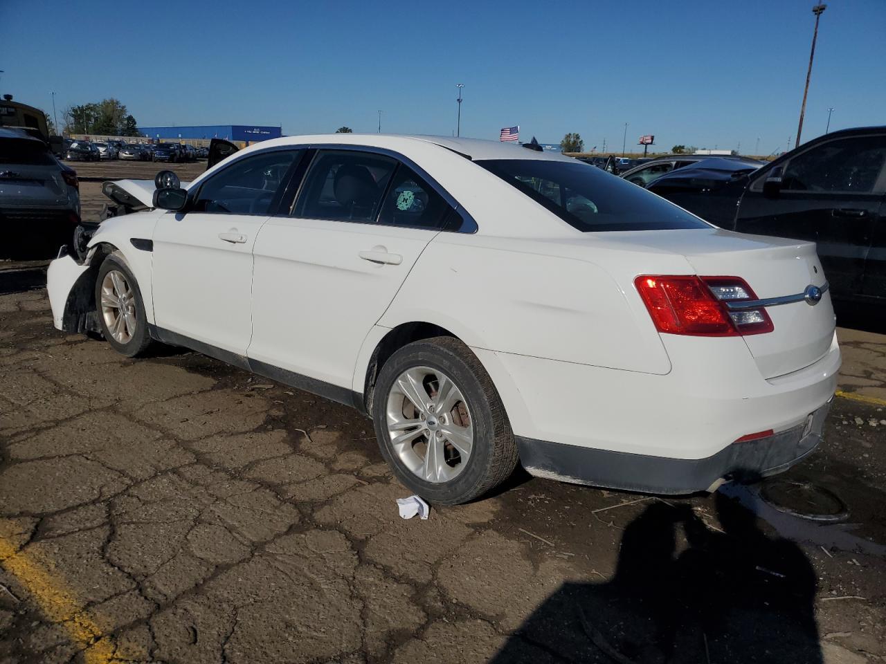 2015 FORD Taurus