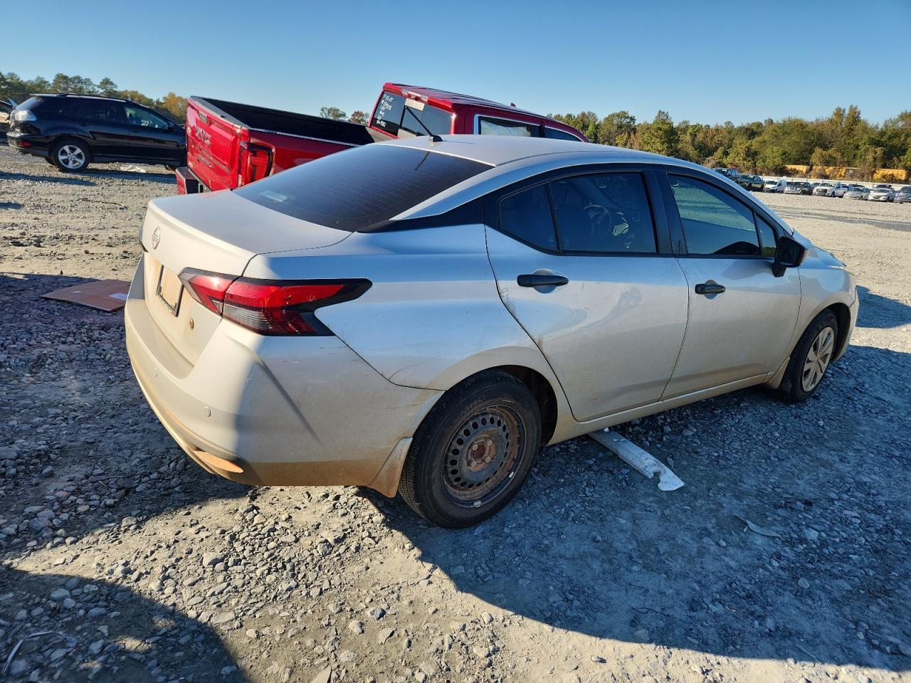 2025 NISSAN VERSA