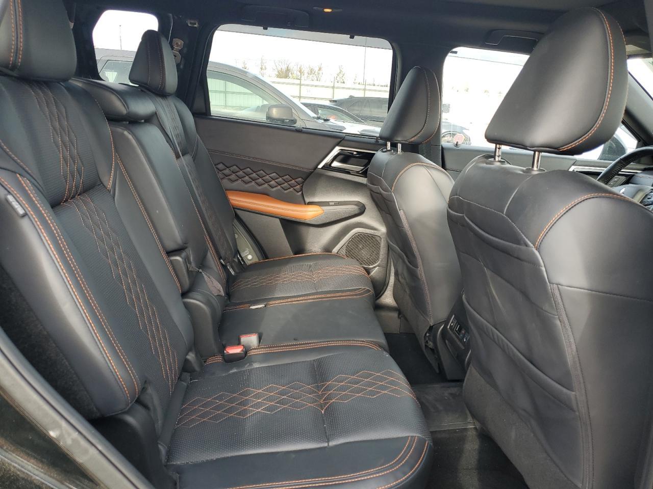 2024 MITSUBISHI outlander