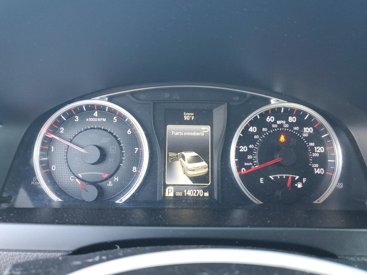 2016 TOYOTA CAMRY