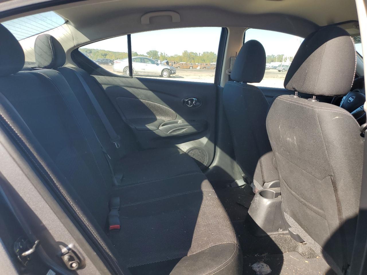 2018 NISSAN VERSA
