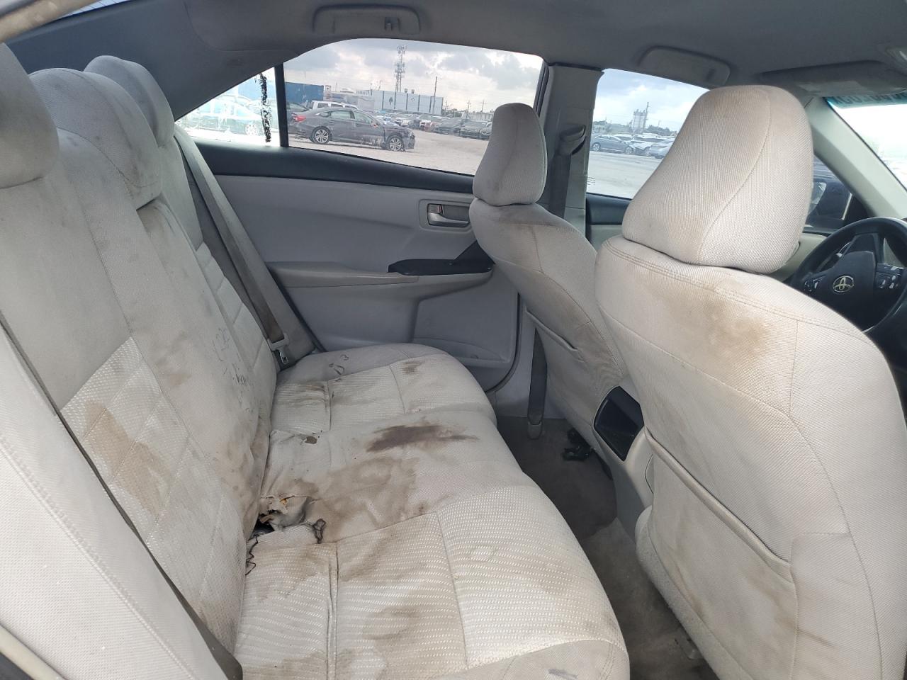 2016 TOYOTA CAMRY