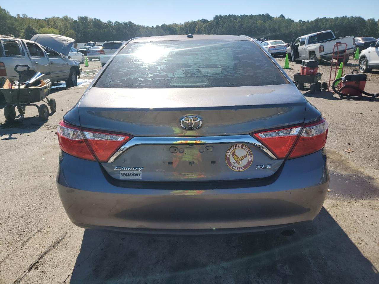 2016 TOYOTA CAMRY
