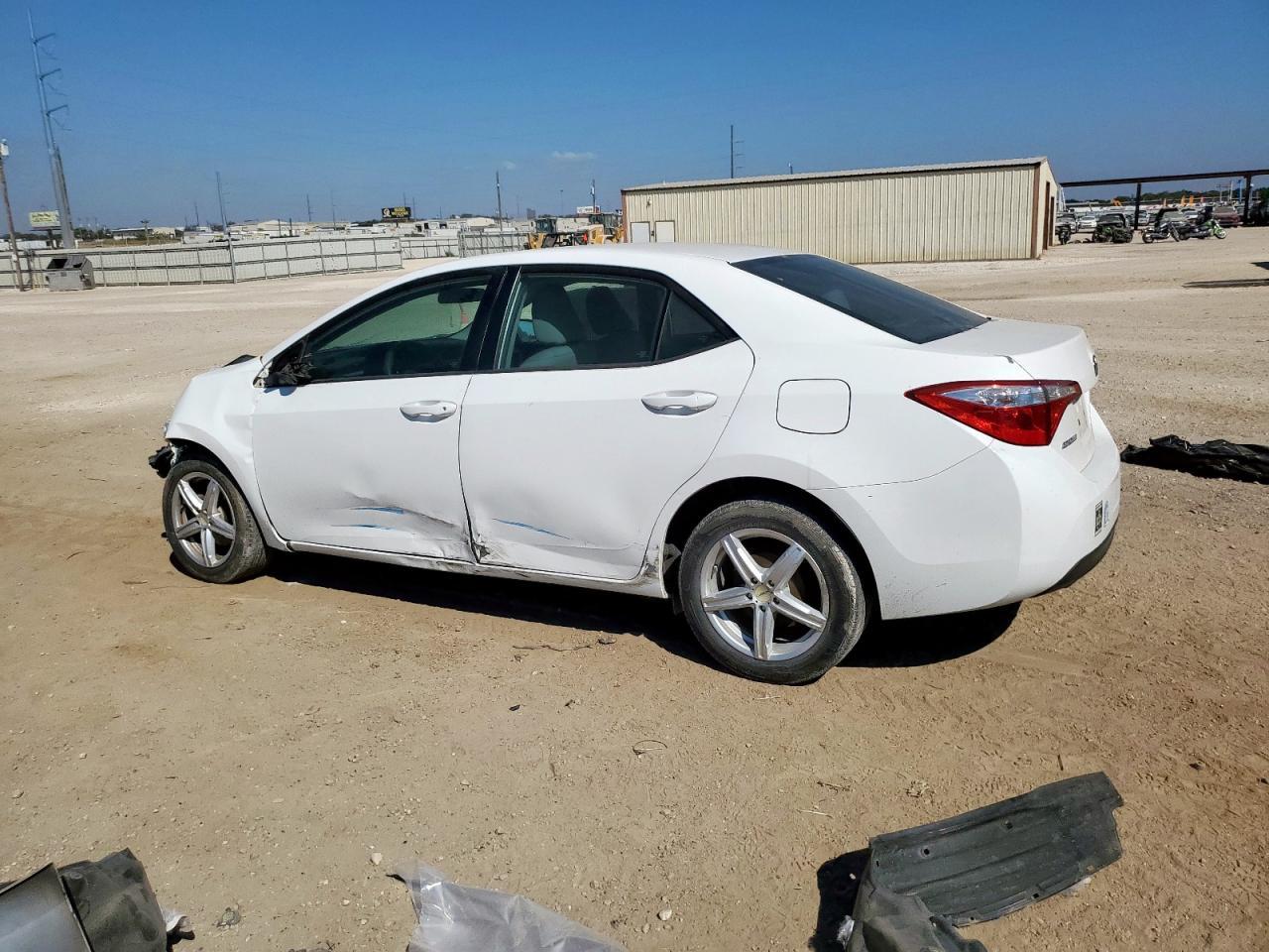 2016 TOYOTA COROLLA