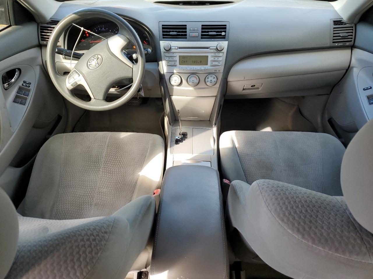 2011 TOYOTA CAMRY