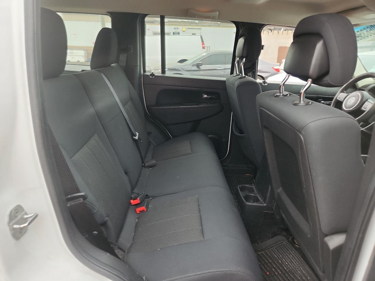 2012 JEEP Liberty