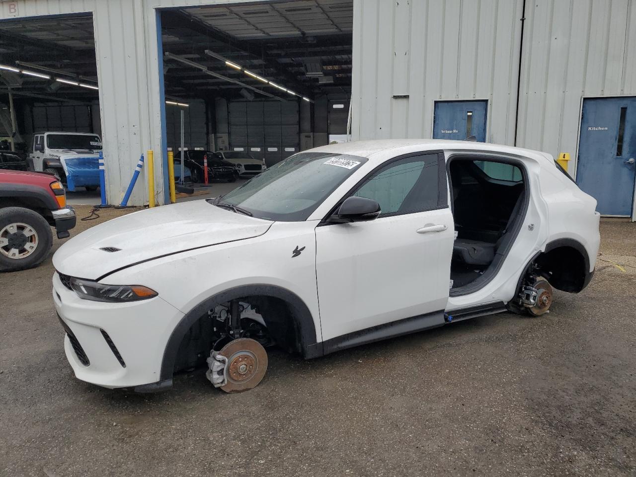 2024 DODGE Hornet