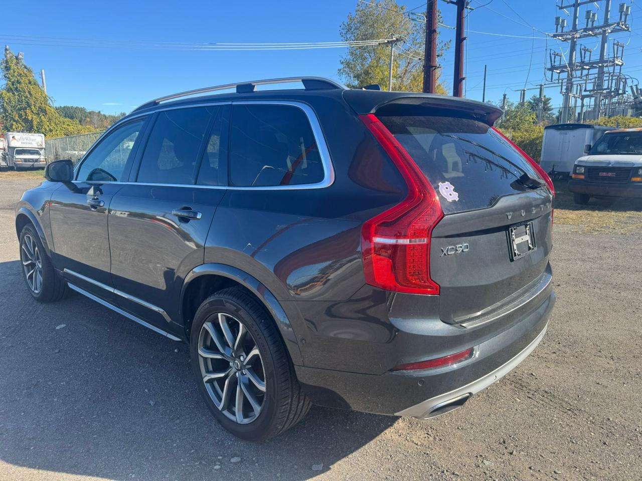 2017 VOLVO XC90