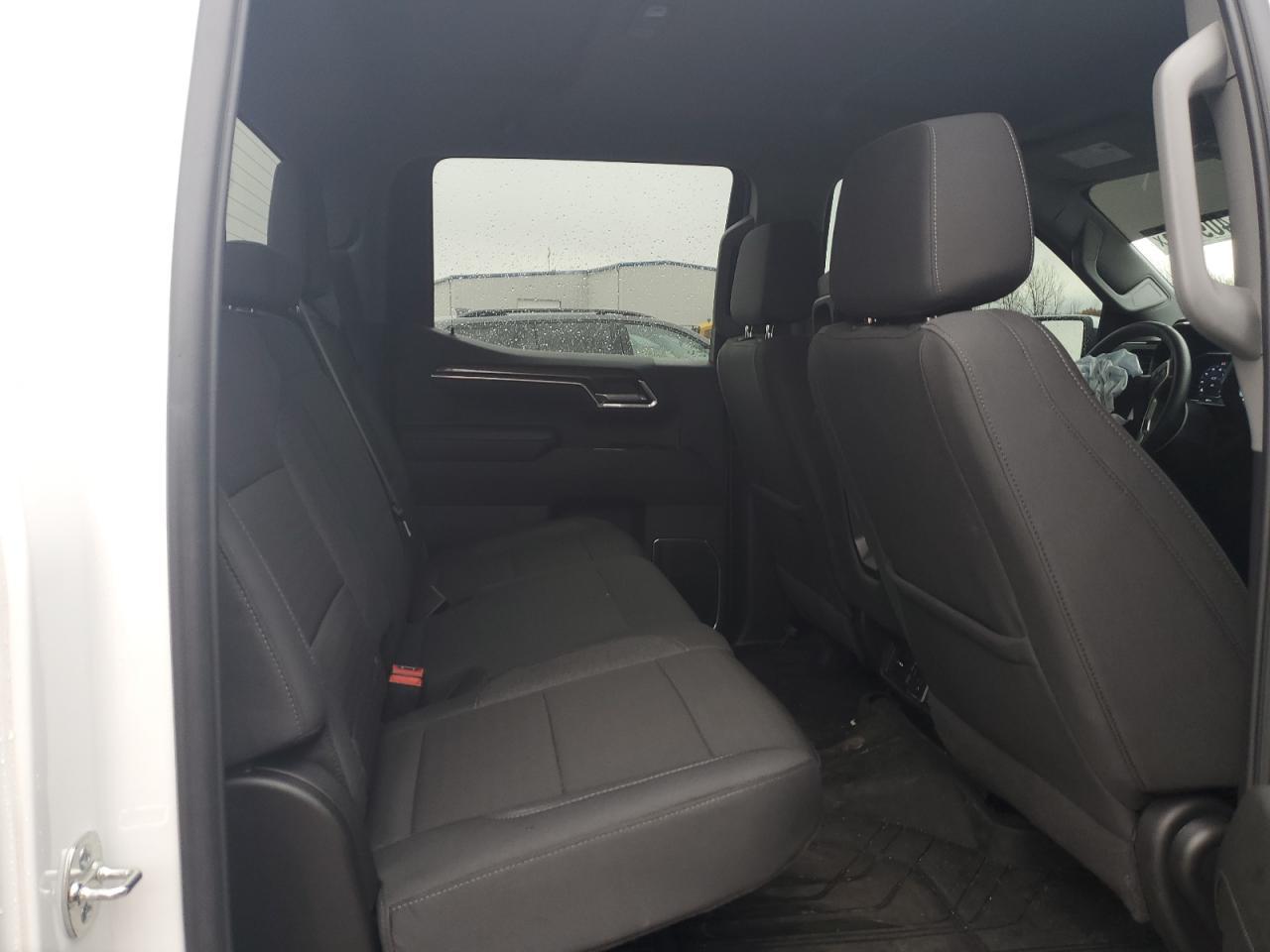 2025 CHEVROLET Silverado