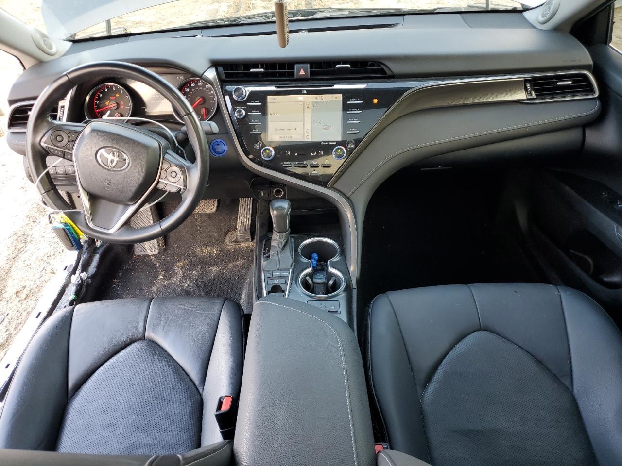 2019 TOYOTA CAMRY