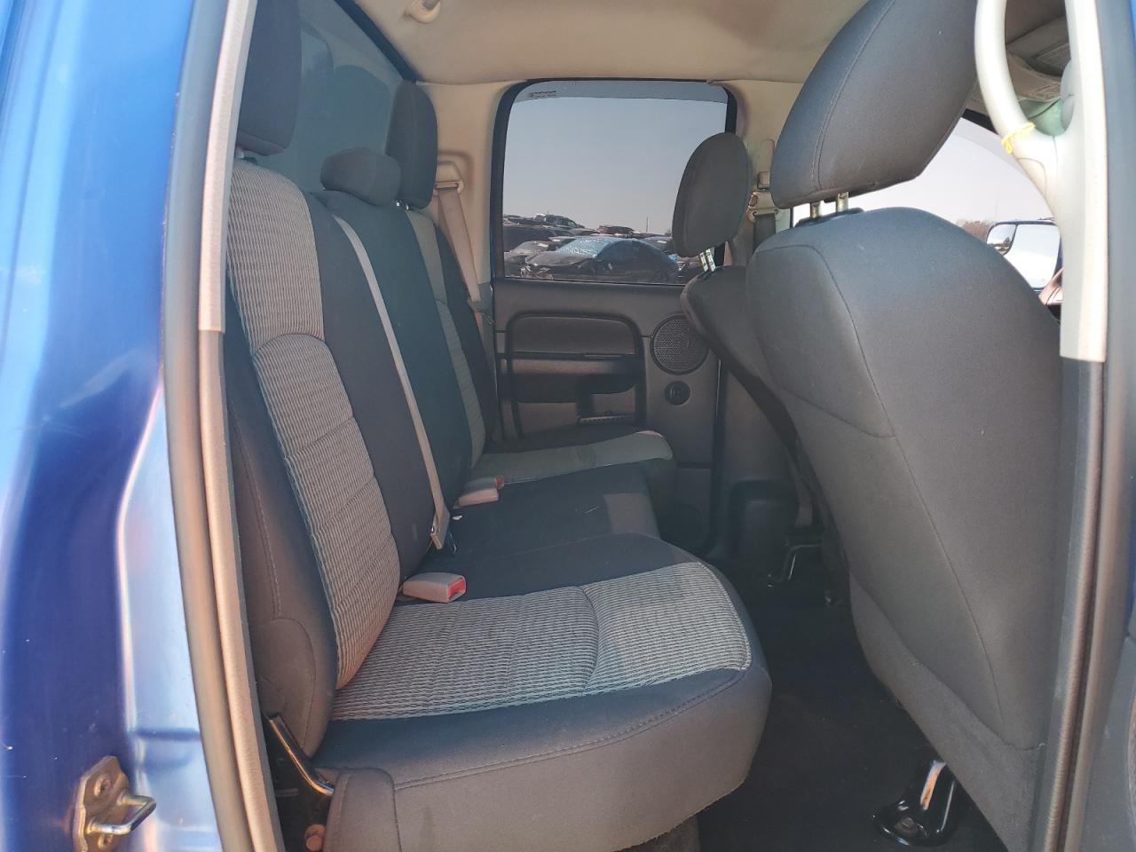 2004 DODGE Ram 2500