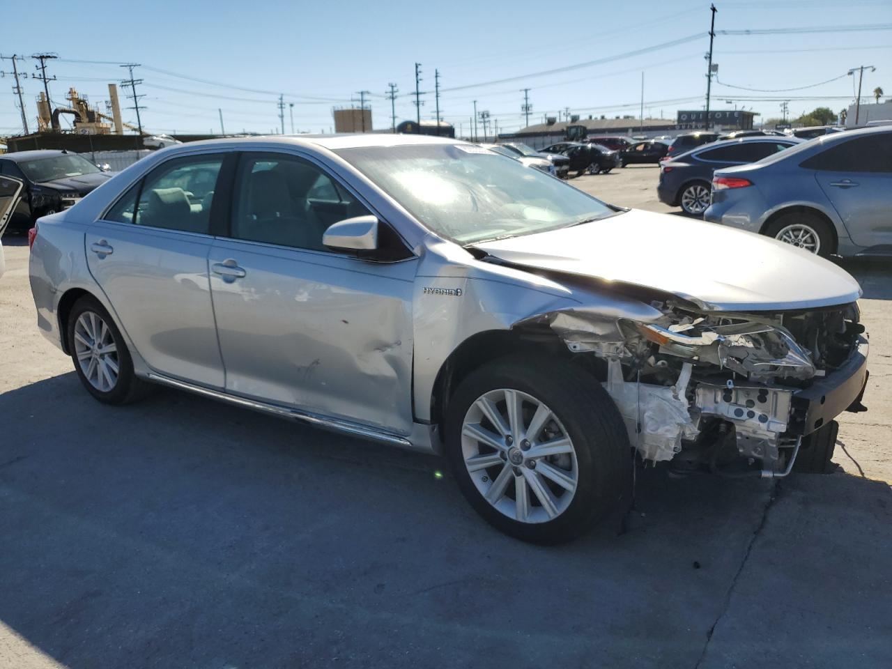 2013 TOYOTA CAMRY