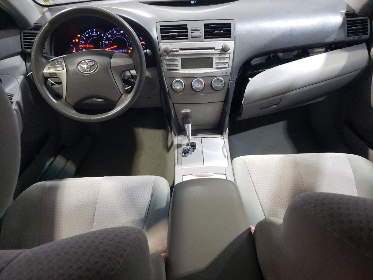 2011 TOYOTA CAMRY