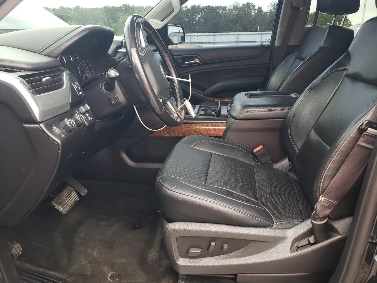 2015 CHEVROLET Suburban