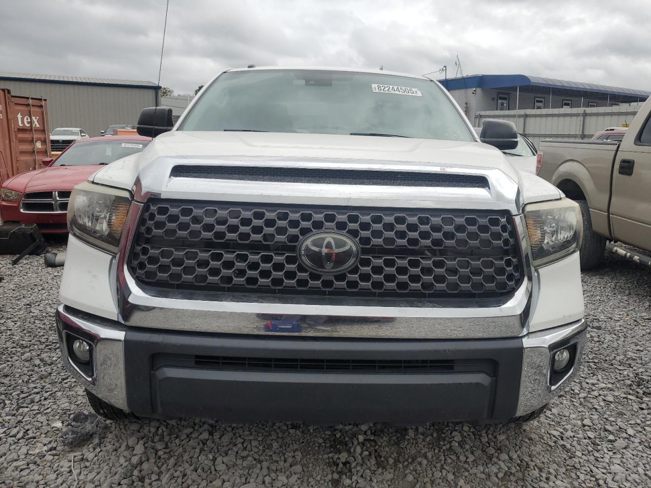 2018 TOYOTA TUNDRA