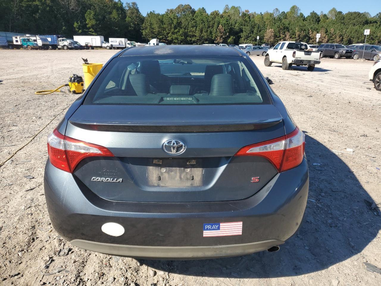 2015 TOYOTA COROLLA