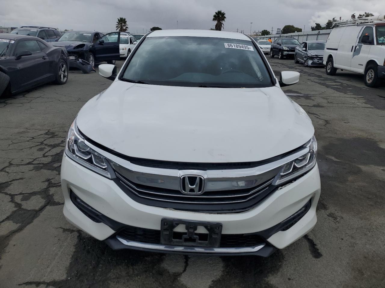 2017 HONDA ACCORD
