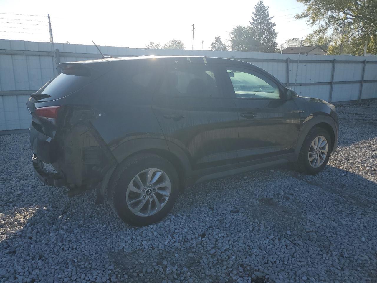 2016 HYUNDAI TUCSON