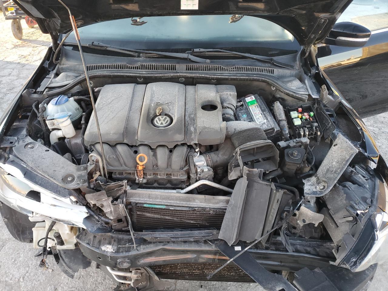 2012 VOLKSWAGEN JETTA