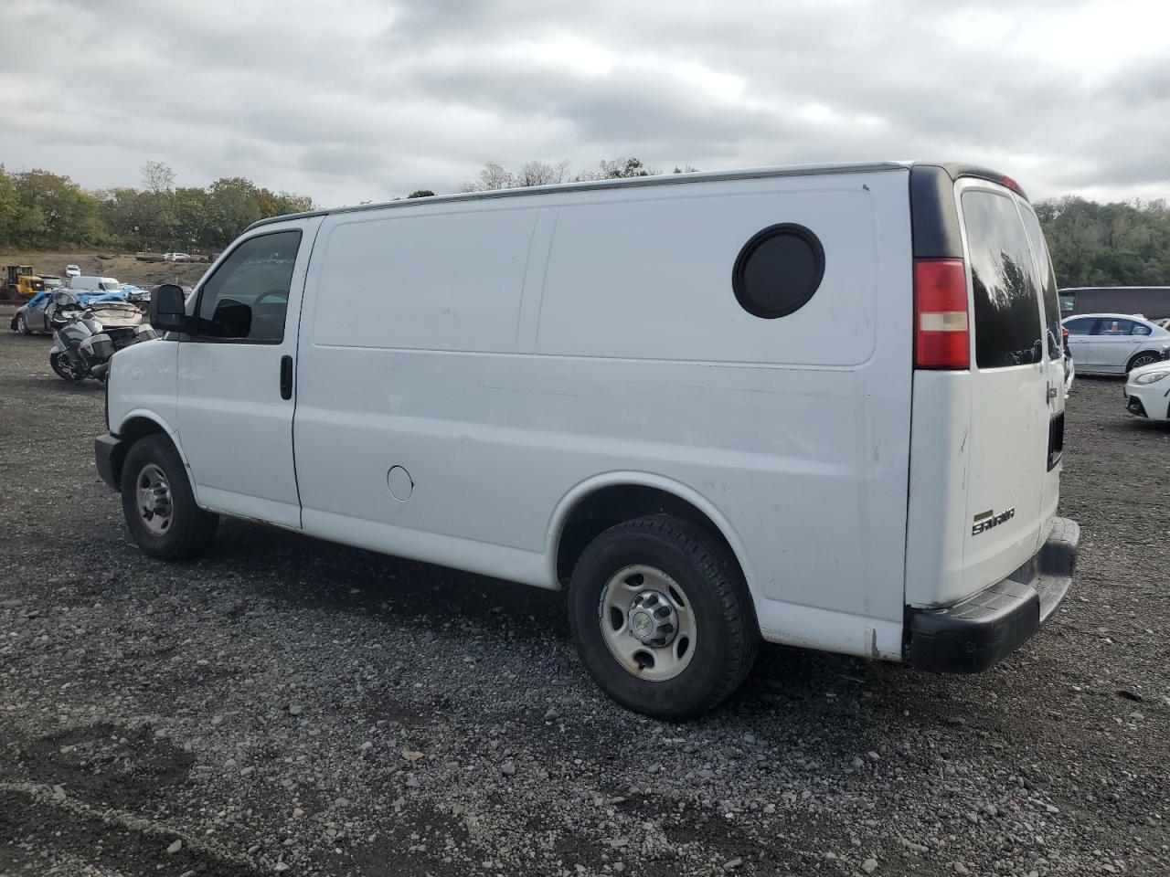 2011 CHEVROLET EXPRESS 2500