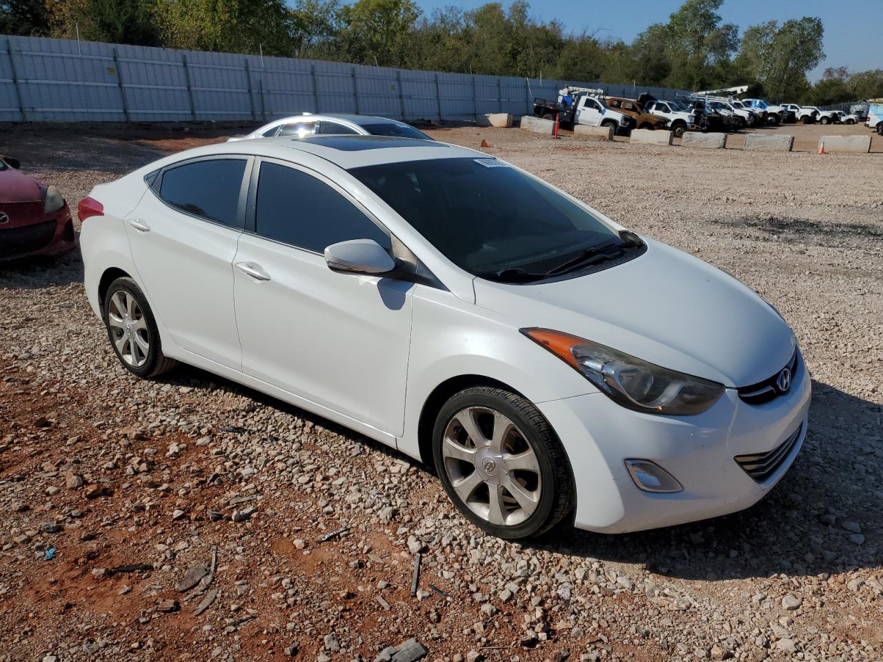 2012 HYUNDAI ELANTRA