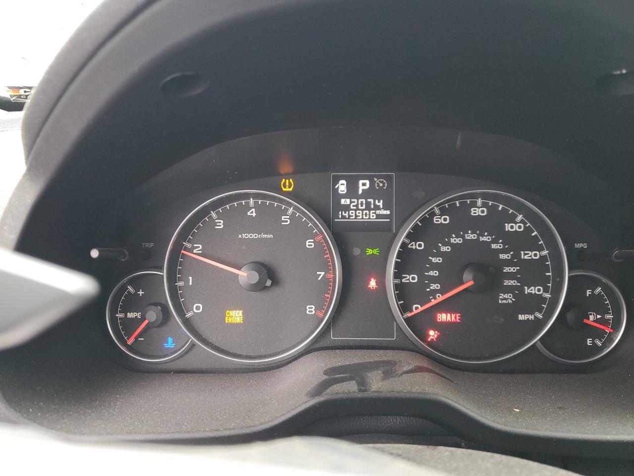 2014 SUBARU Legacy