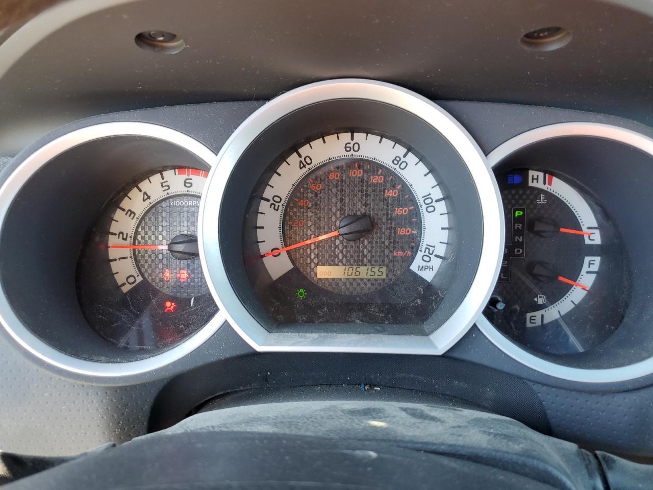 2011 TOYOTA TACOMA