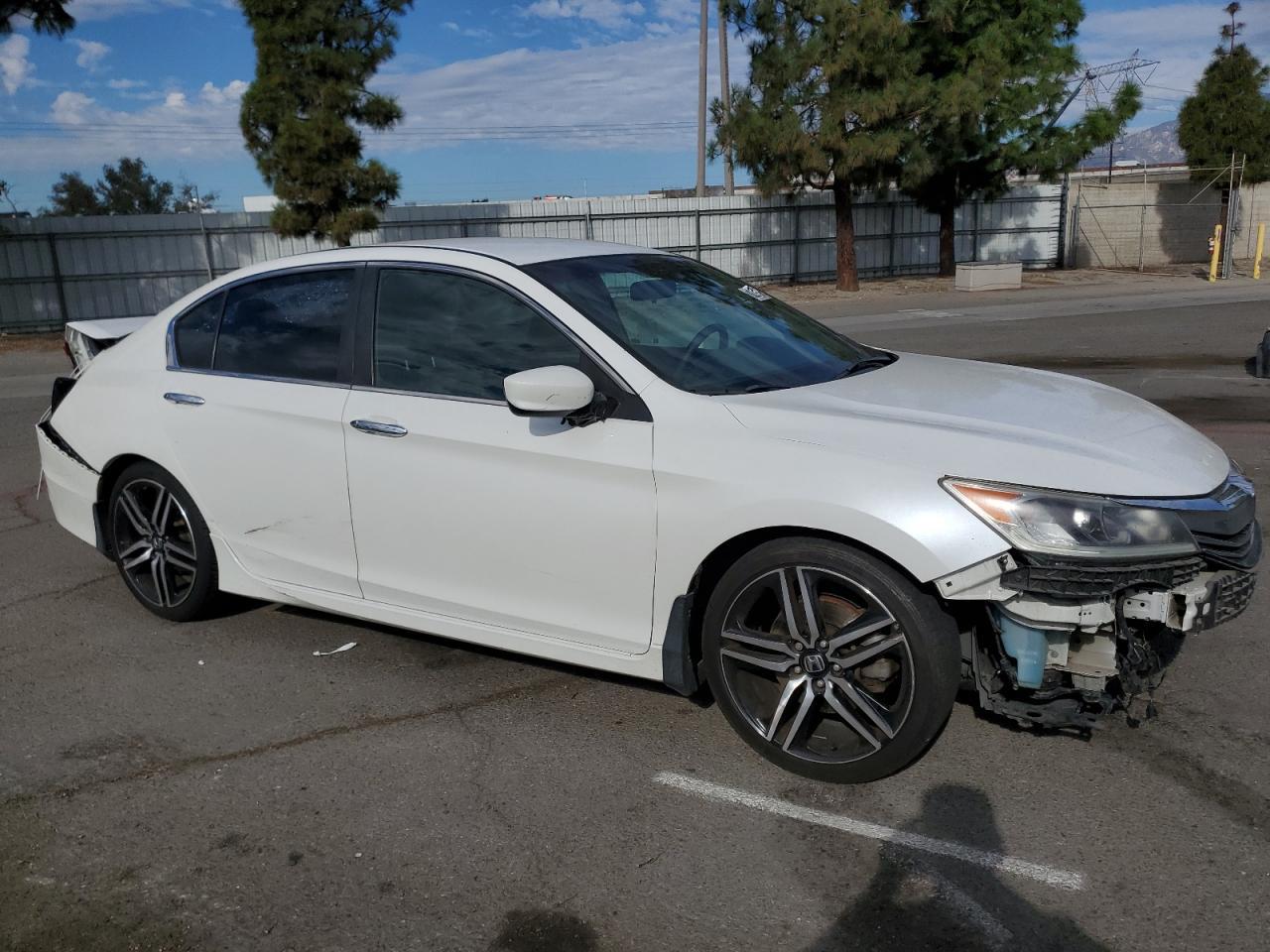 2017 HONDA ACCORD