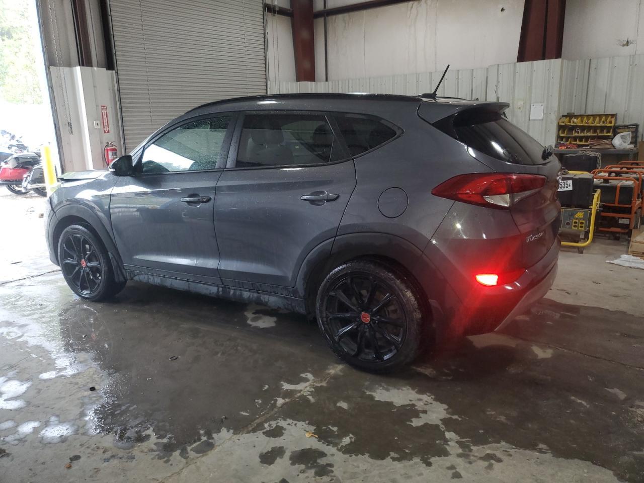 2017 HYUNDAI TUCSON