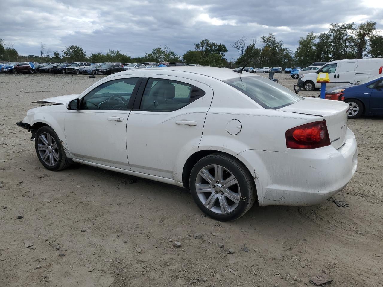 2011 DODGE Avenger