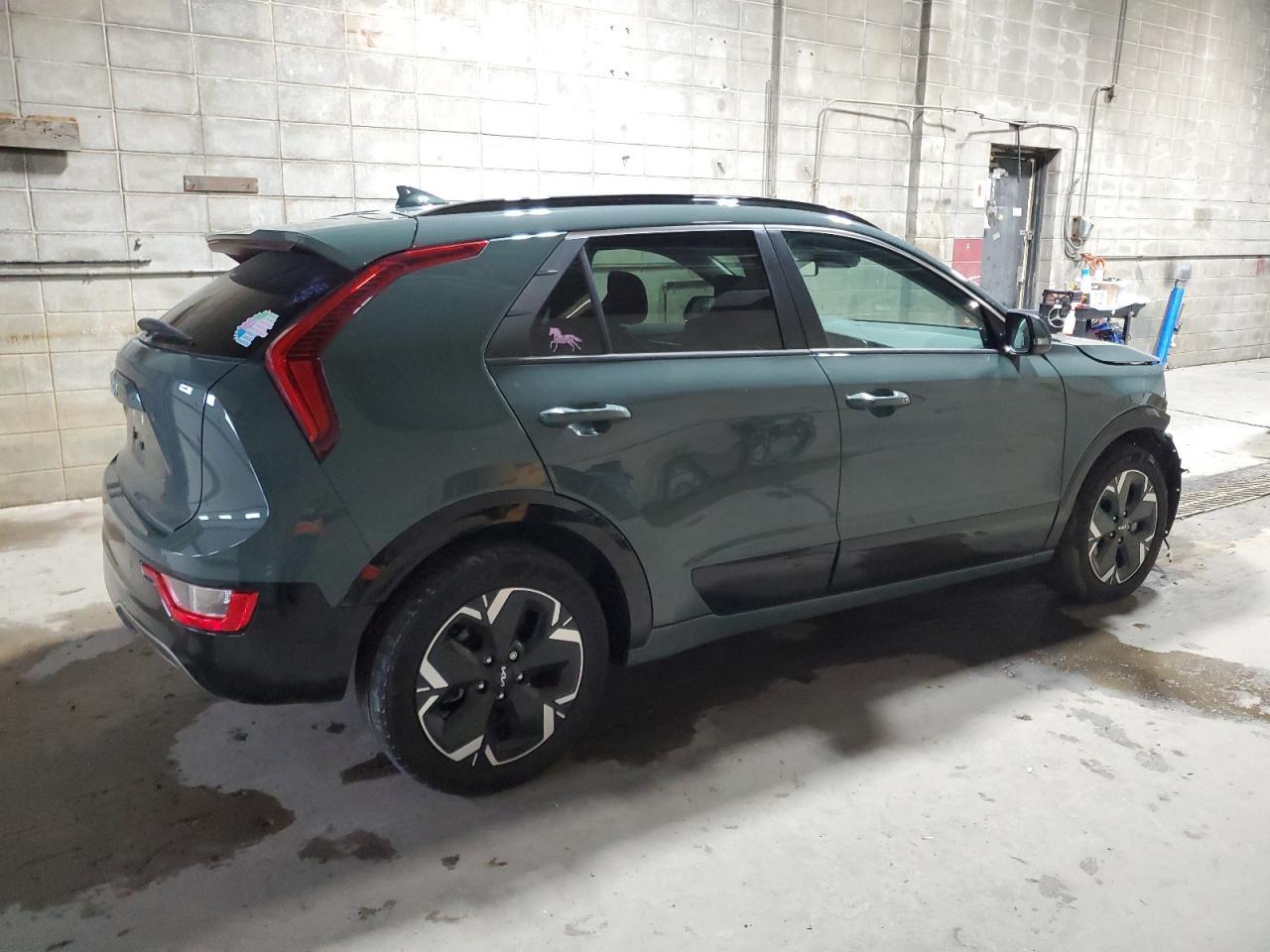 2023 KIA Niro