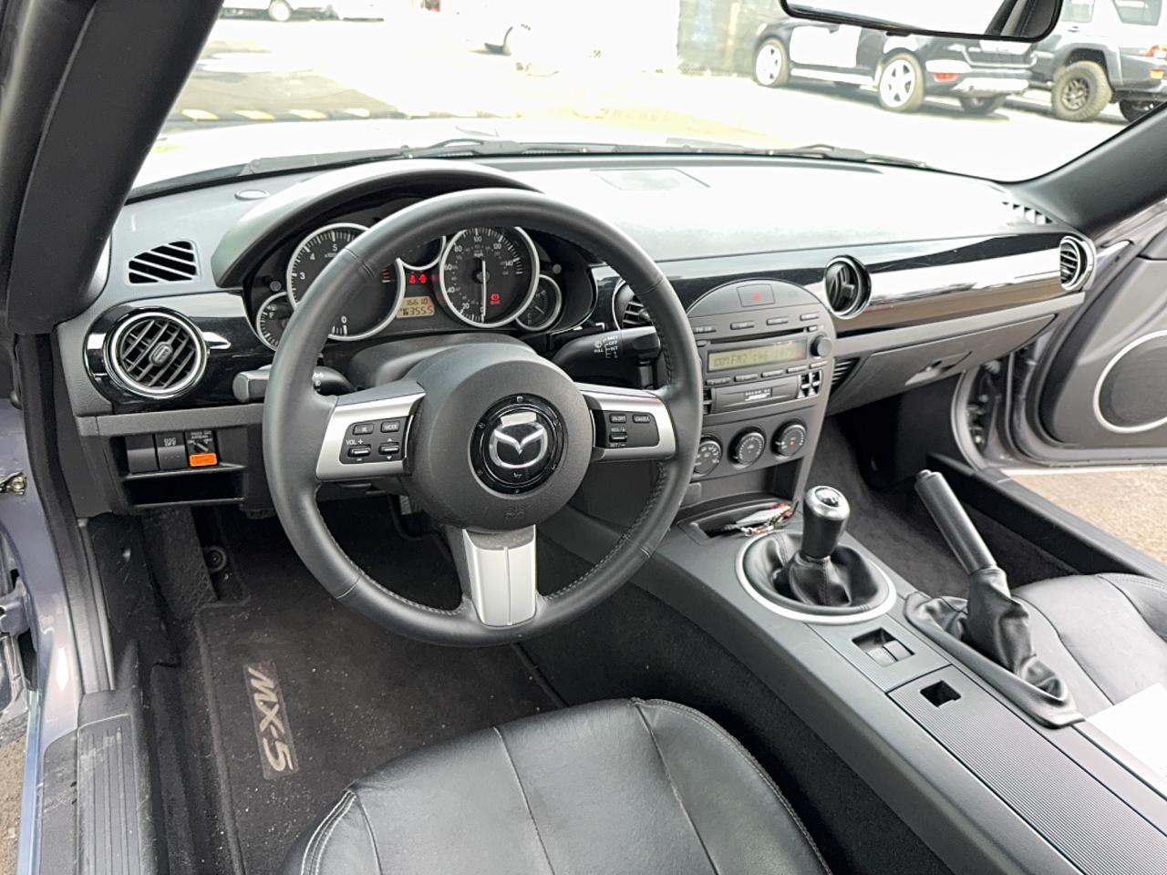 2006 MAZDA MX-5 Miata