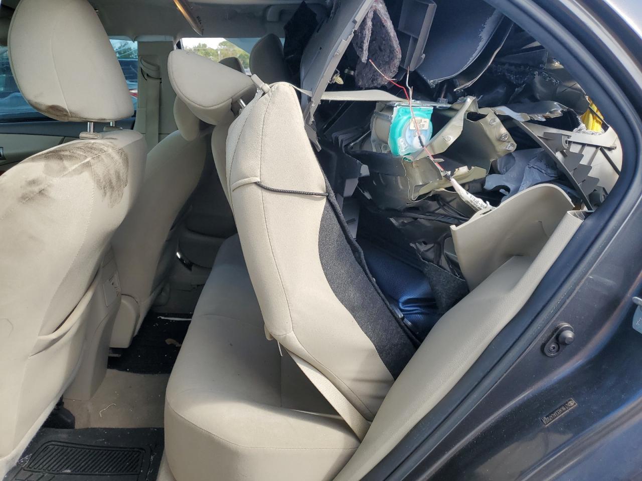 2010 TOYOTA COROLLA
