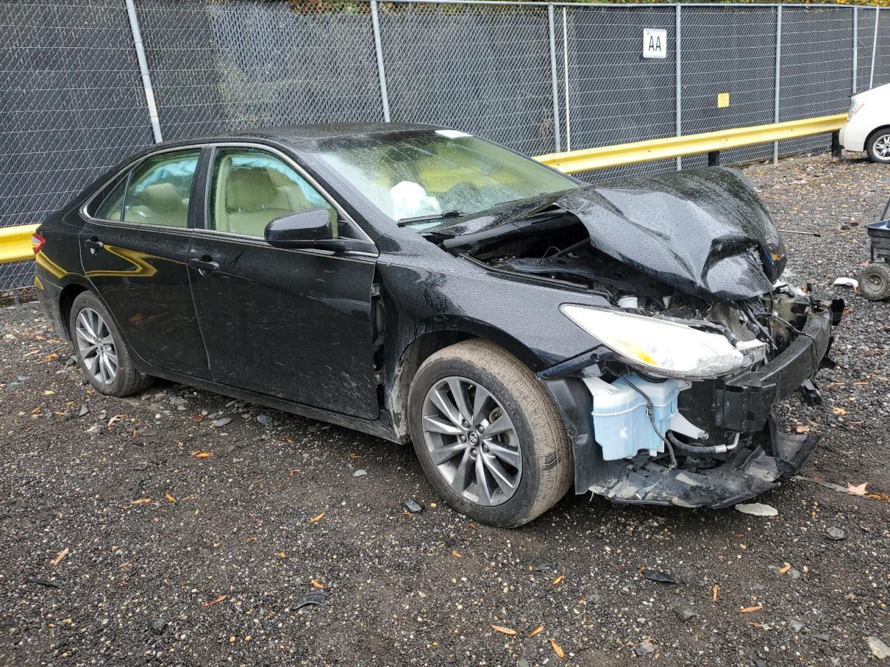 2017 TOYOTA CAMRY