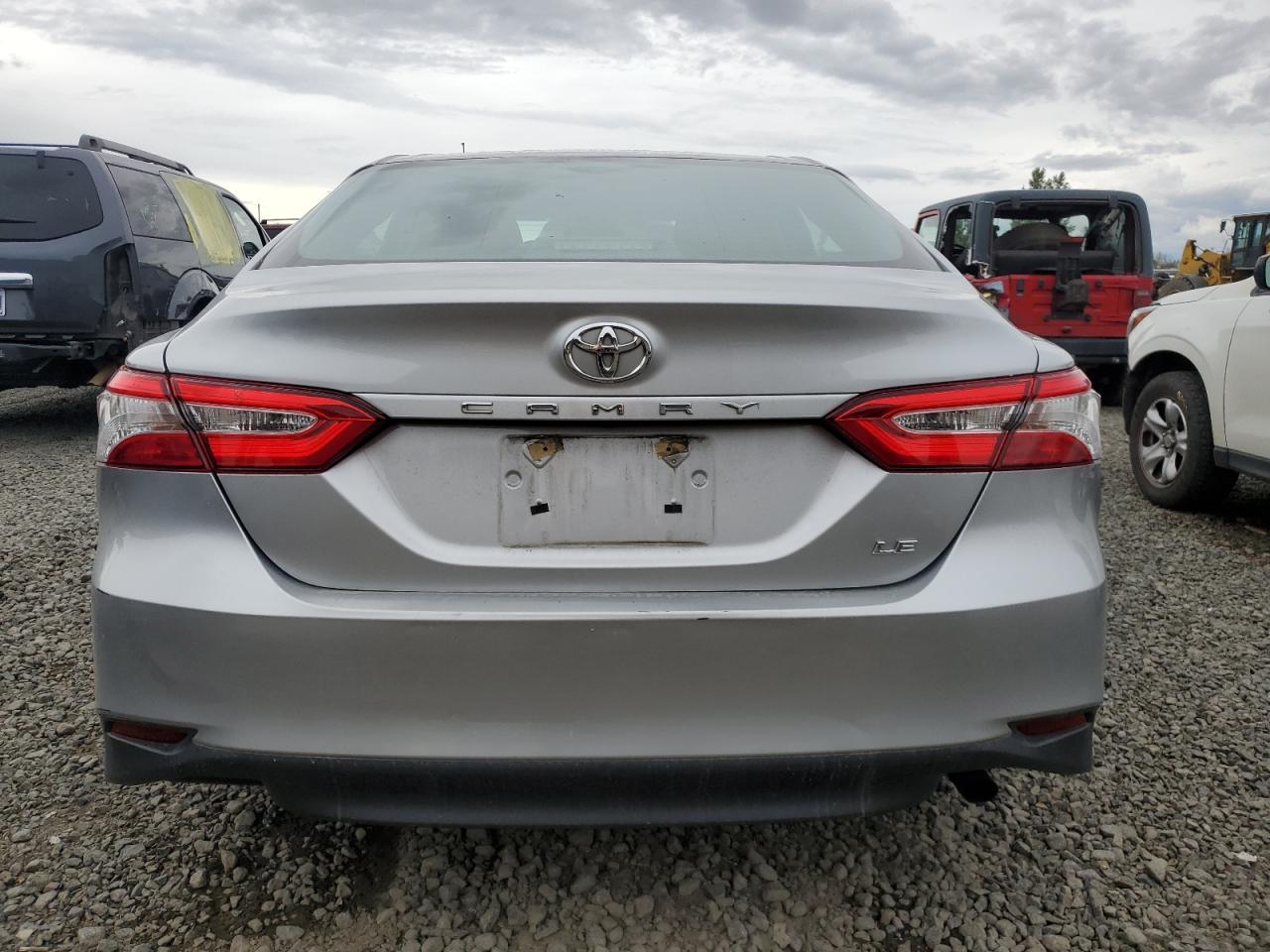 2018 TOYOTA CAMRY
