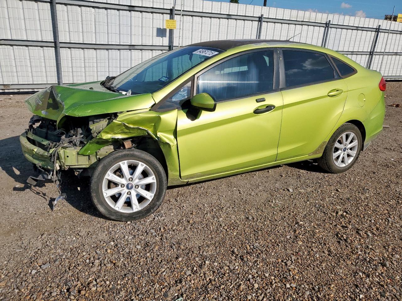 2011 FORD Fiesta