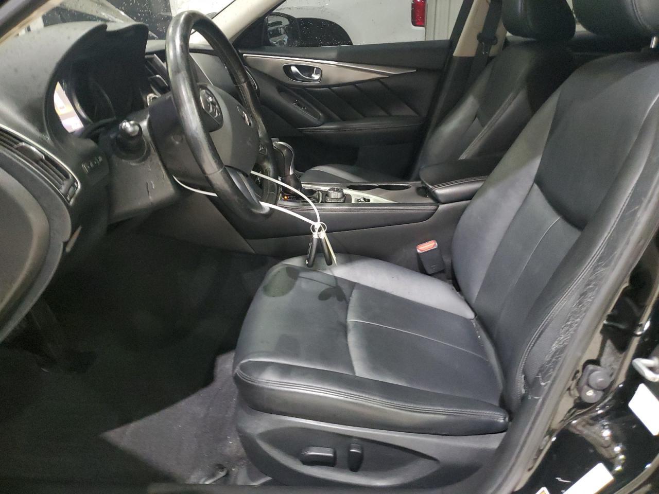 2015 INFINITI Q50