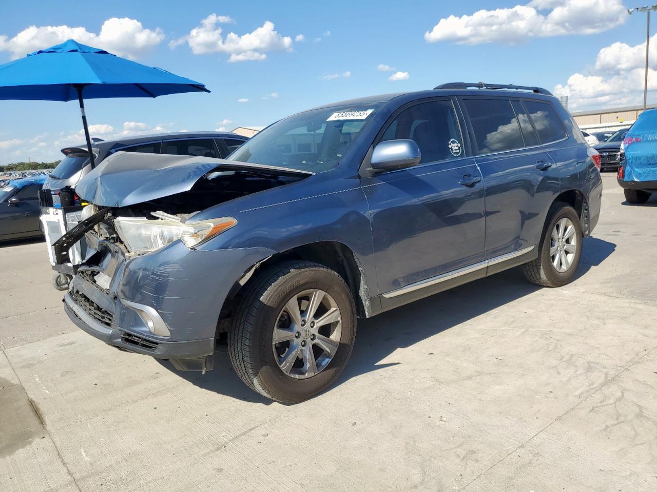 2013 TOYOTA HIGHLANDER