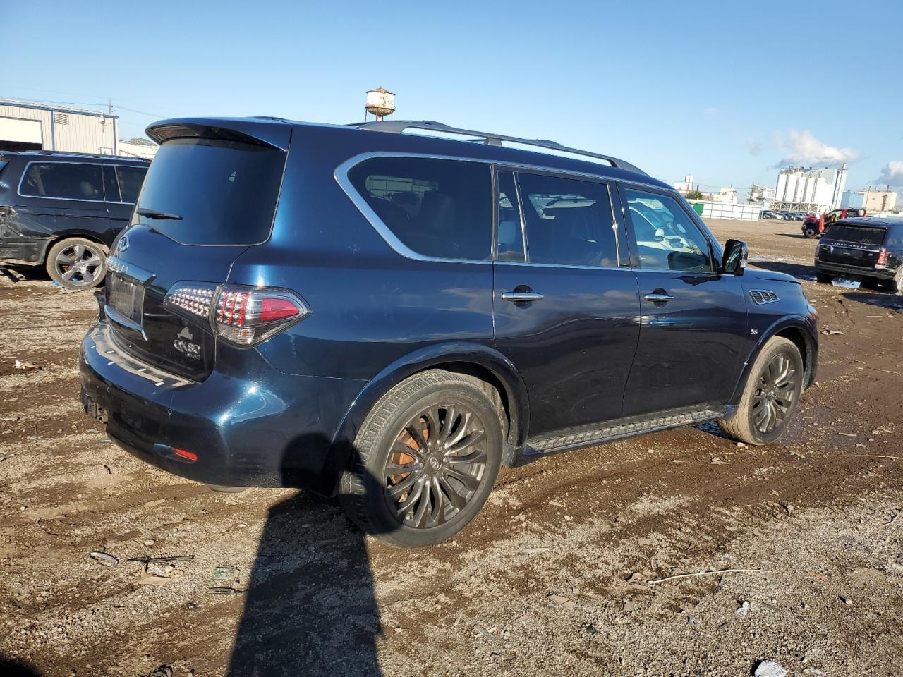 2016 INFINITI QX80