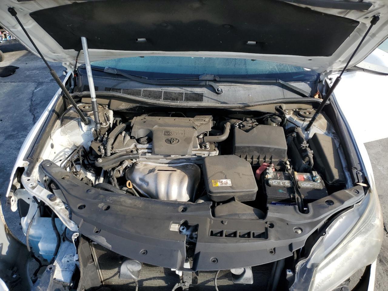 2017 TOYOTA CAMRY