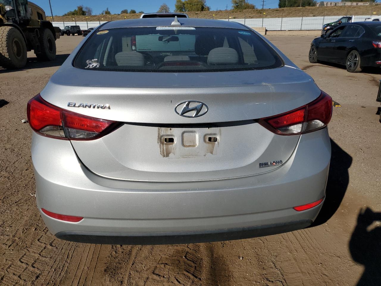 2016 HYUNDAI ELANTRA