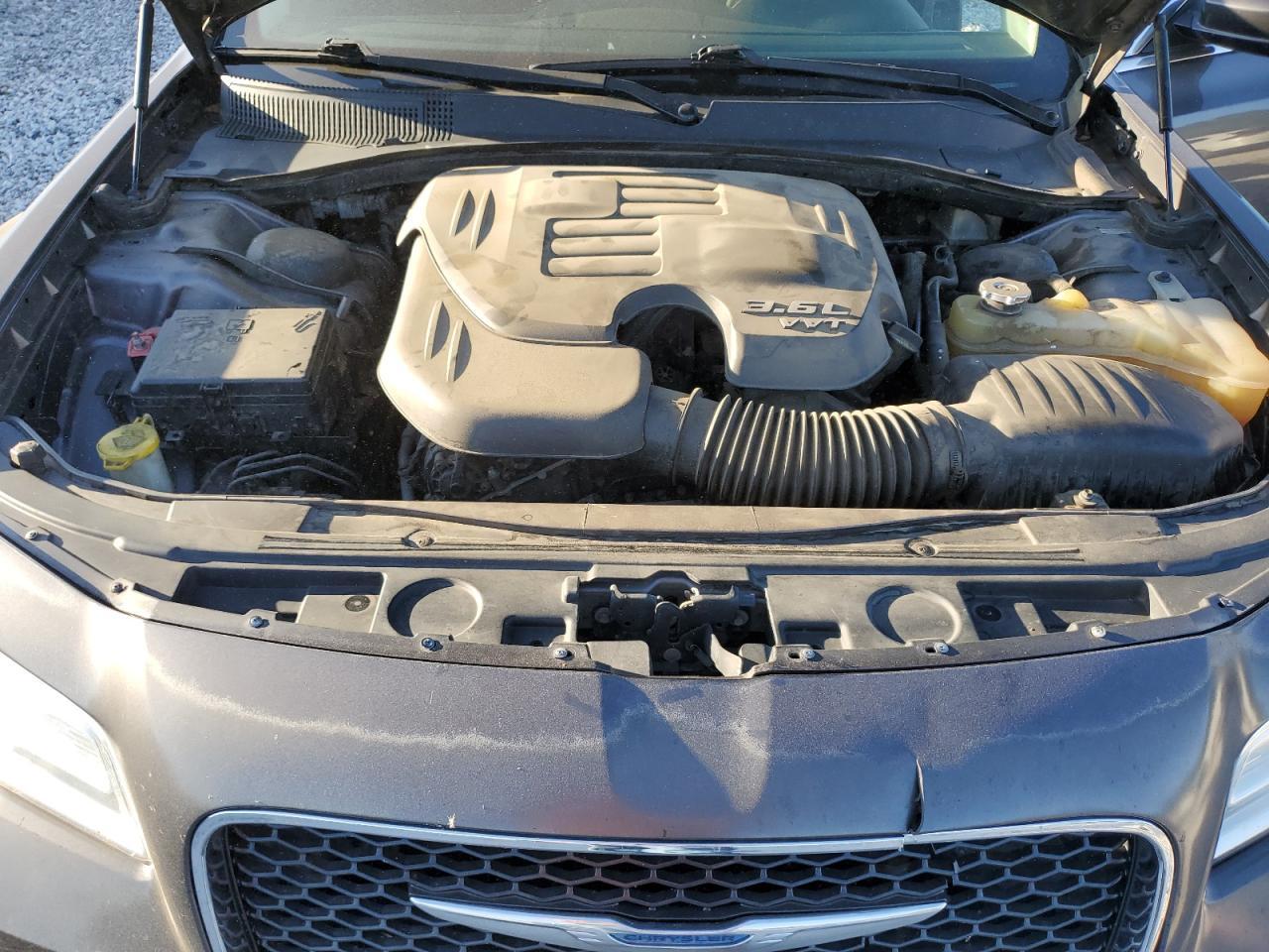 2016 CHRYSLER 300
