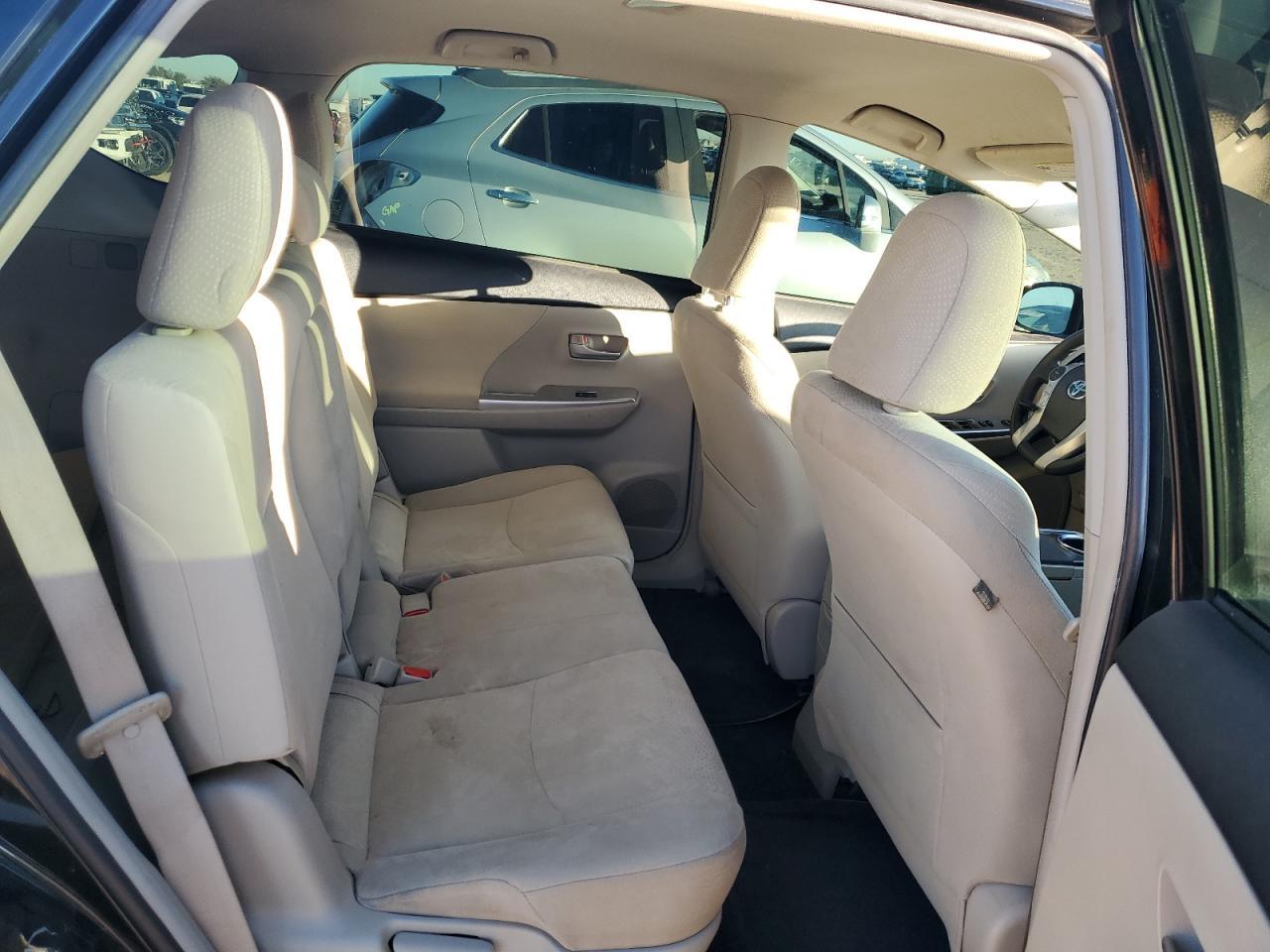 2012 TOYOTA PRIUS V