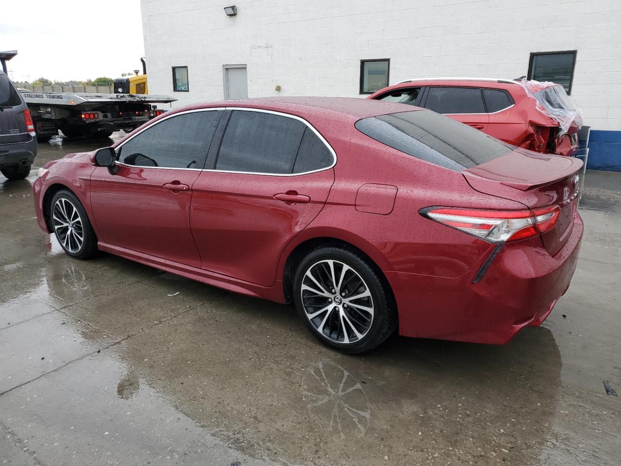 2018 TOYOTA CAMRY