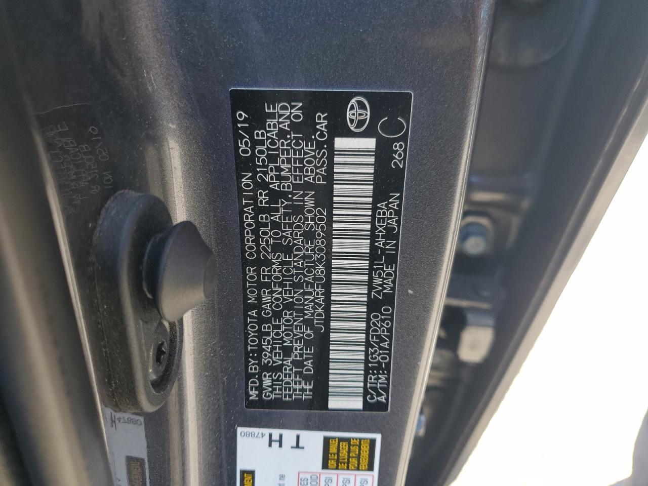 2019 TOYOTA PRIUS