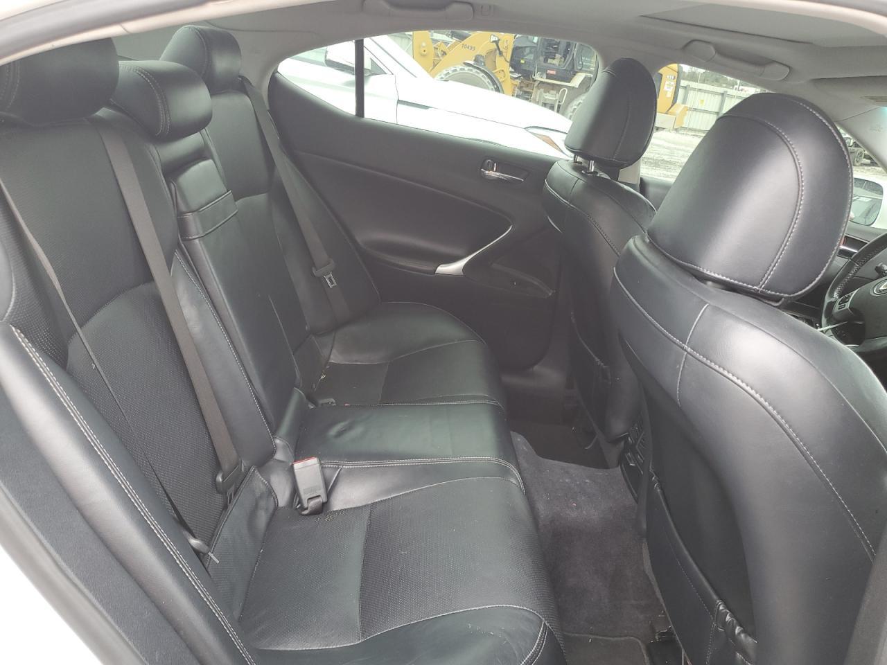 2013 LEXUS IS 250