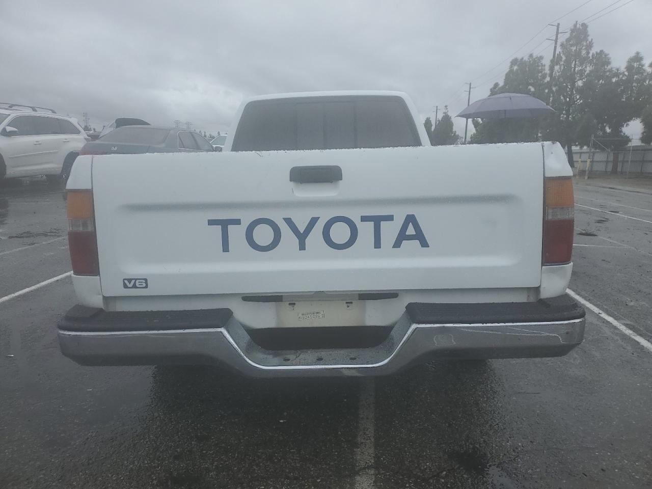 1989 TOYOTA Pickup